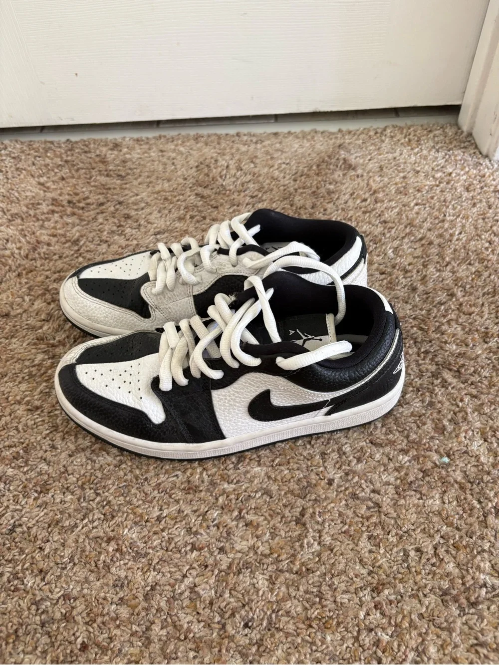 Nike Black and White Low-Top Sneakers
